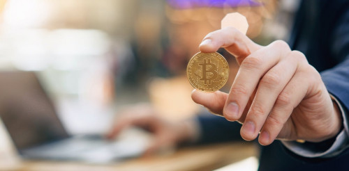 Volatilidad, burbujas, riesgo: ¿Cómo regular el mercado de criptomonedas?