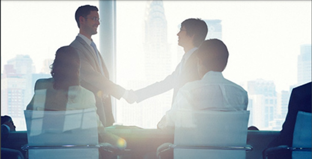 Los límites al fijar la fecha de entrada en vigencia de las reorganizaciones societarias