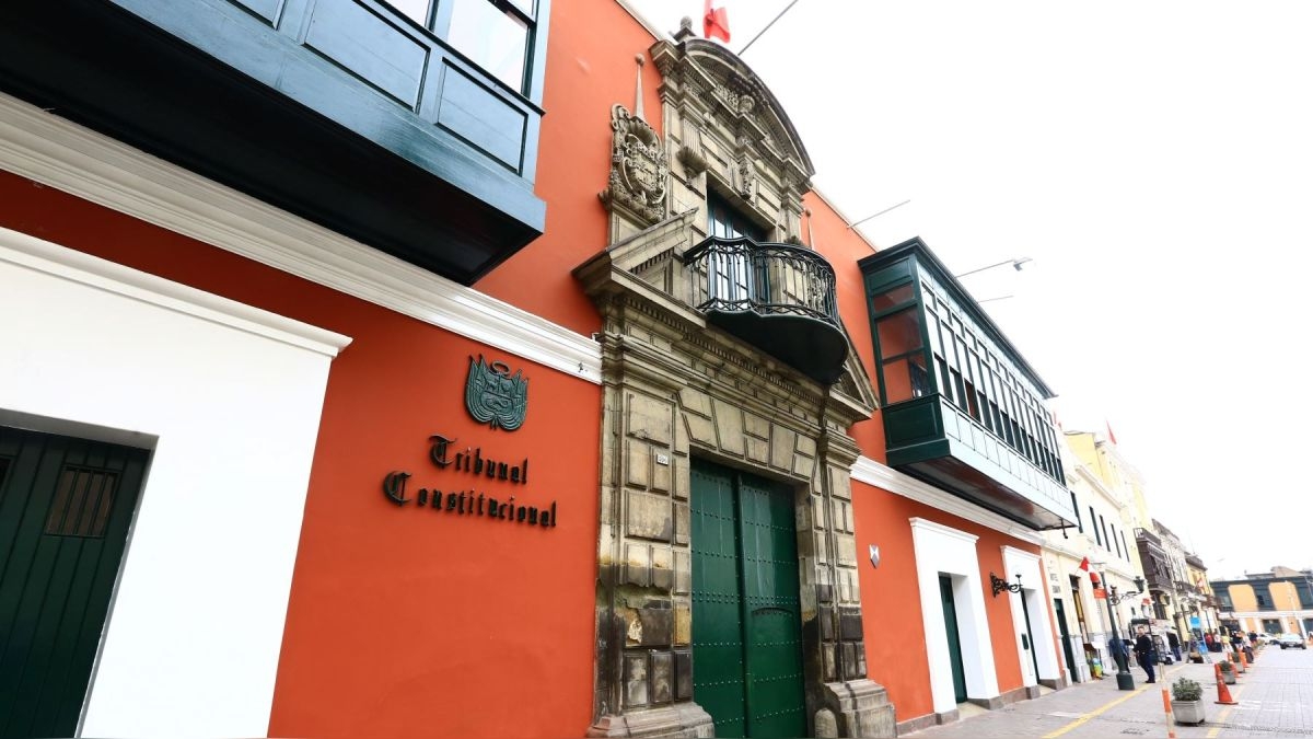 Orígenes de la Jurisdicción Constitucional en el Perú: Entre Política y Justicia