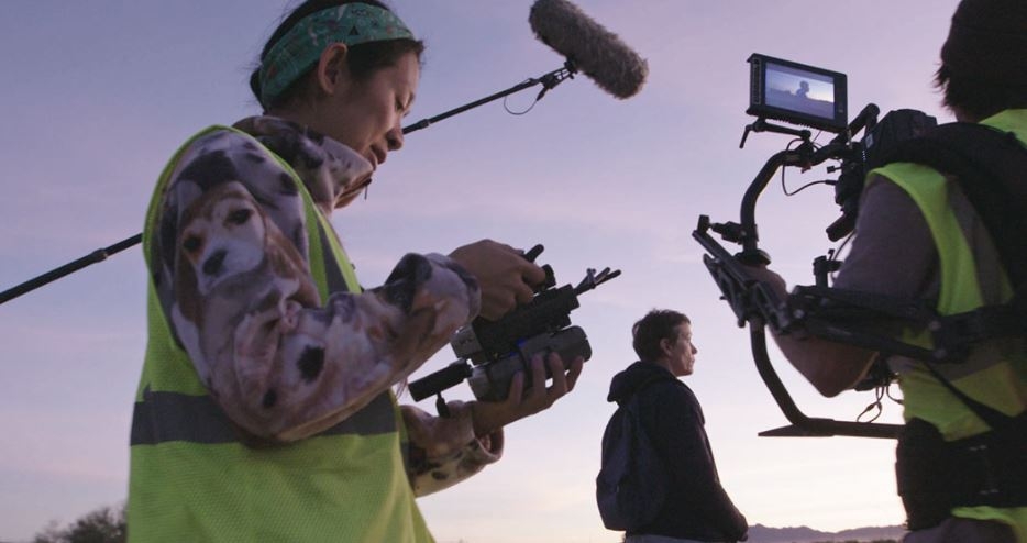 'Nomadland': ¿Por qué la premiada película no podría estrenarse en China, su país natal?